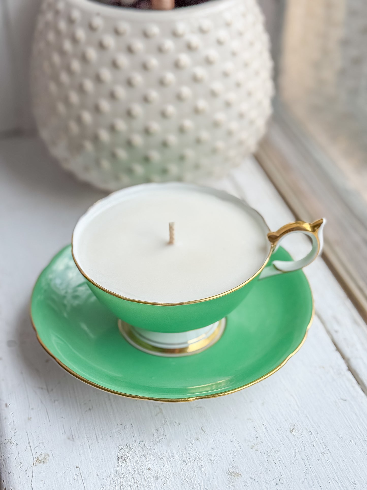 Sybil - Teacup Candle