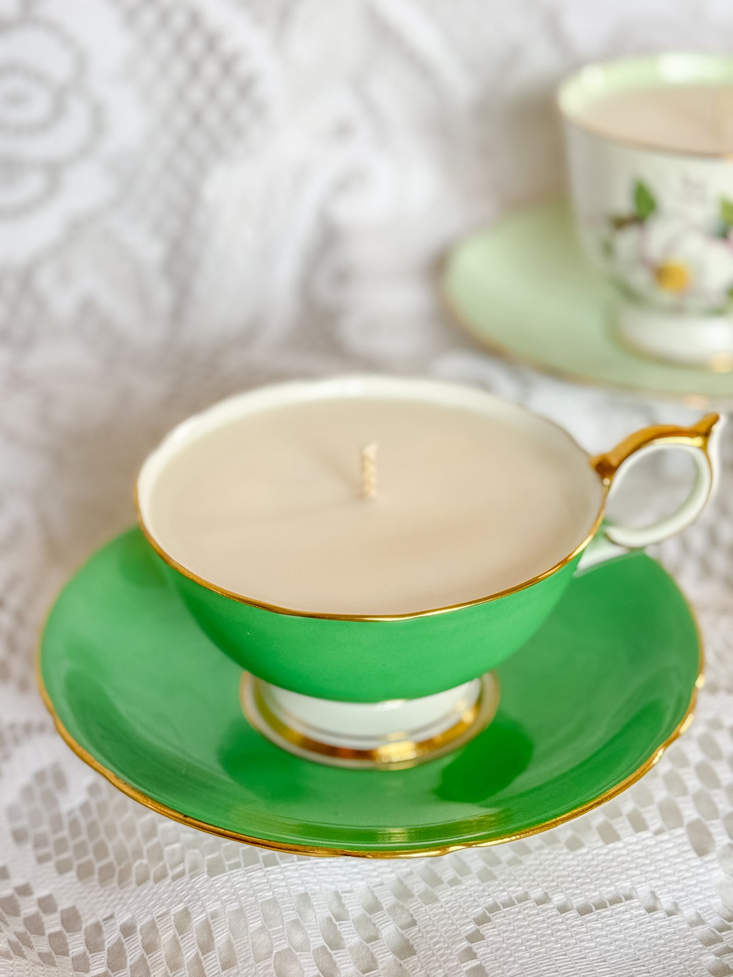Sybil - Teacup Candle