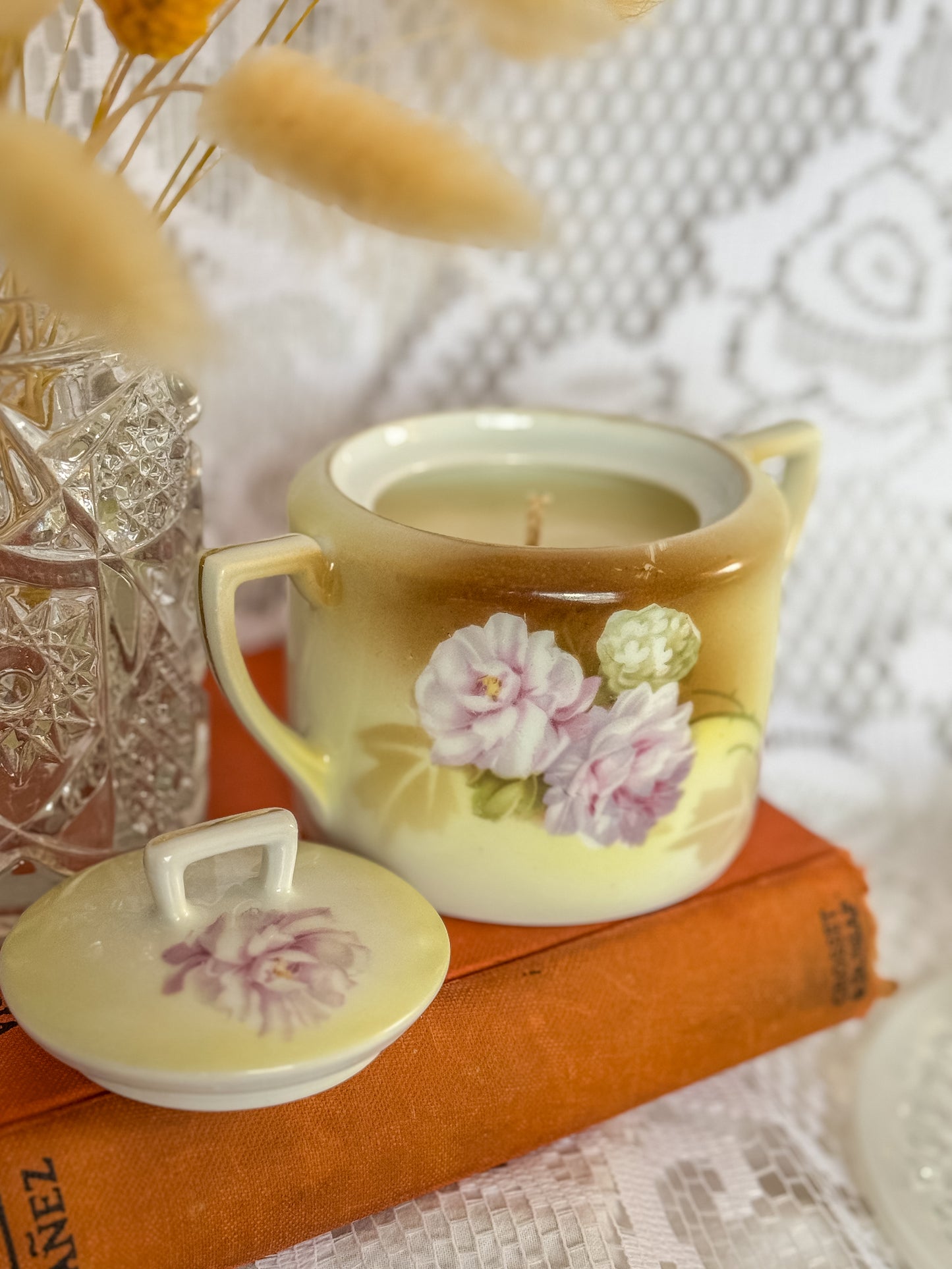 Mabel - Sugar bowl candle