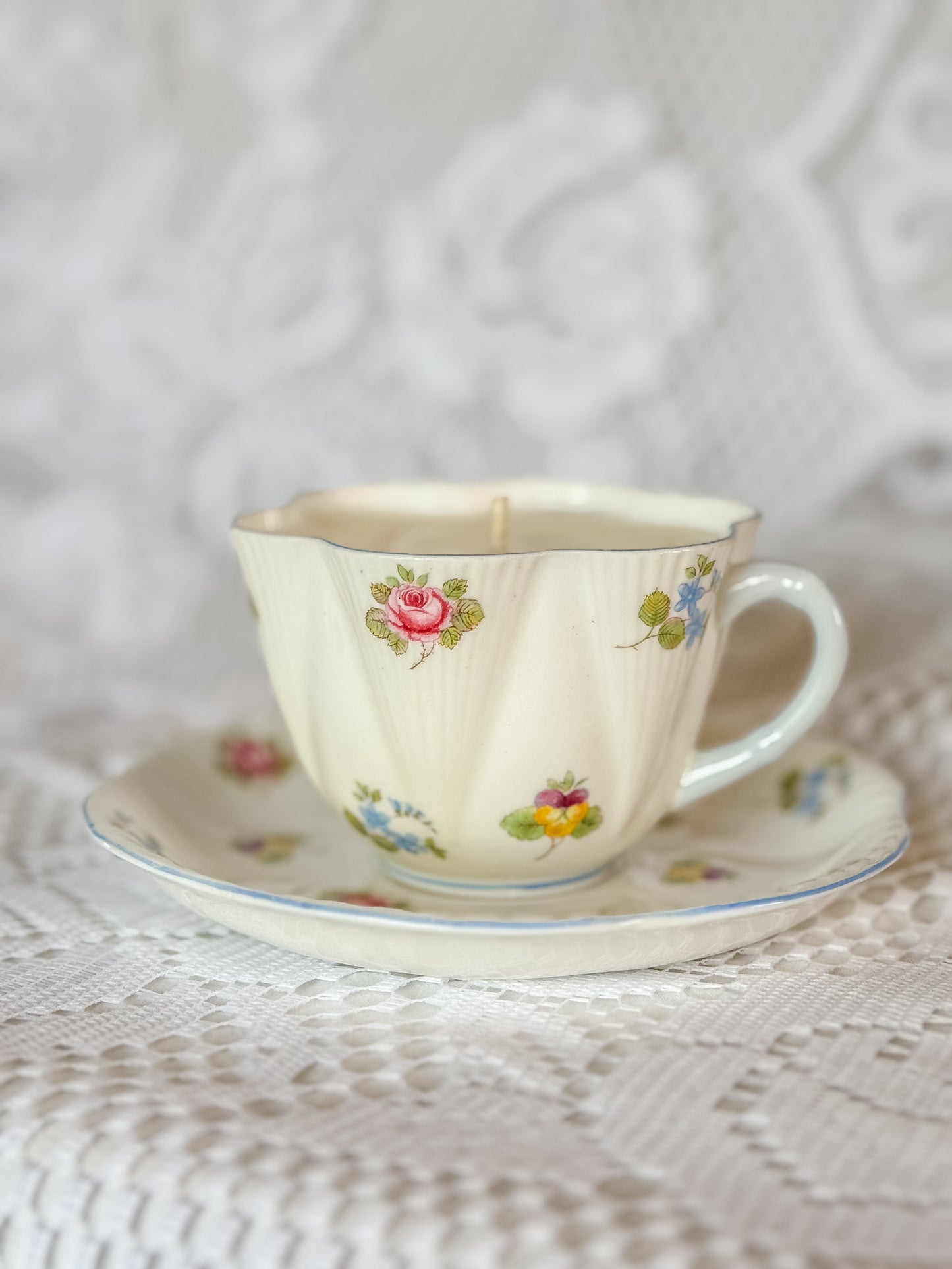Maeve - Teacup Candle