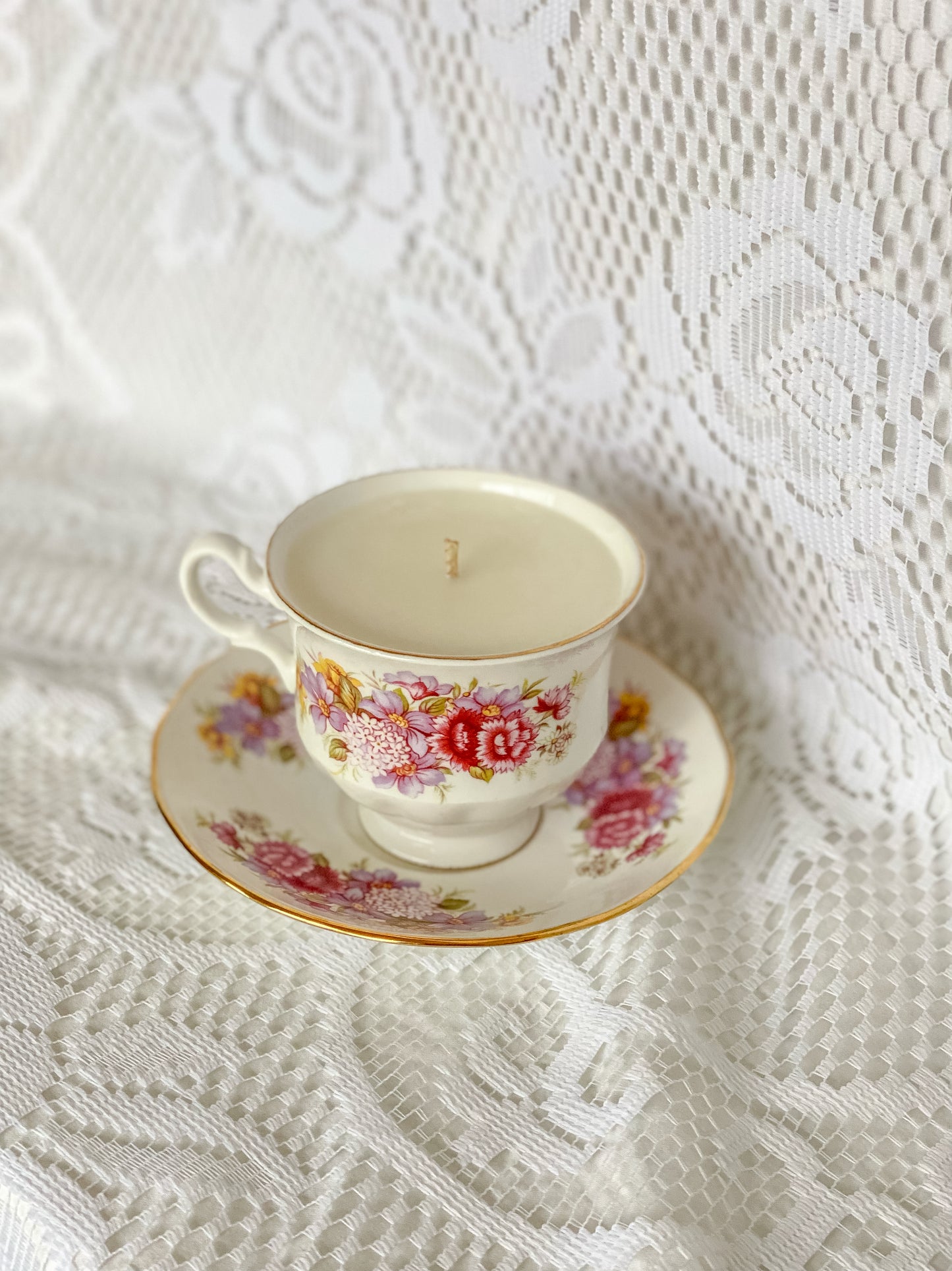 Lilac - Vintage Teacup Candle