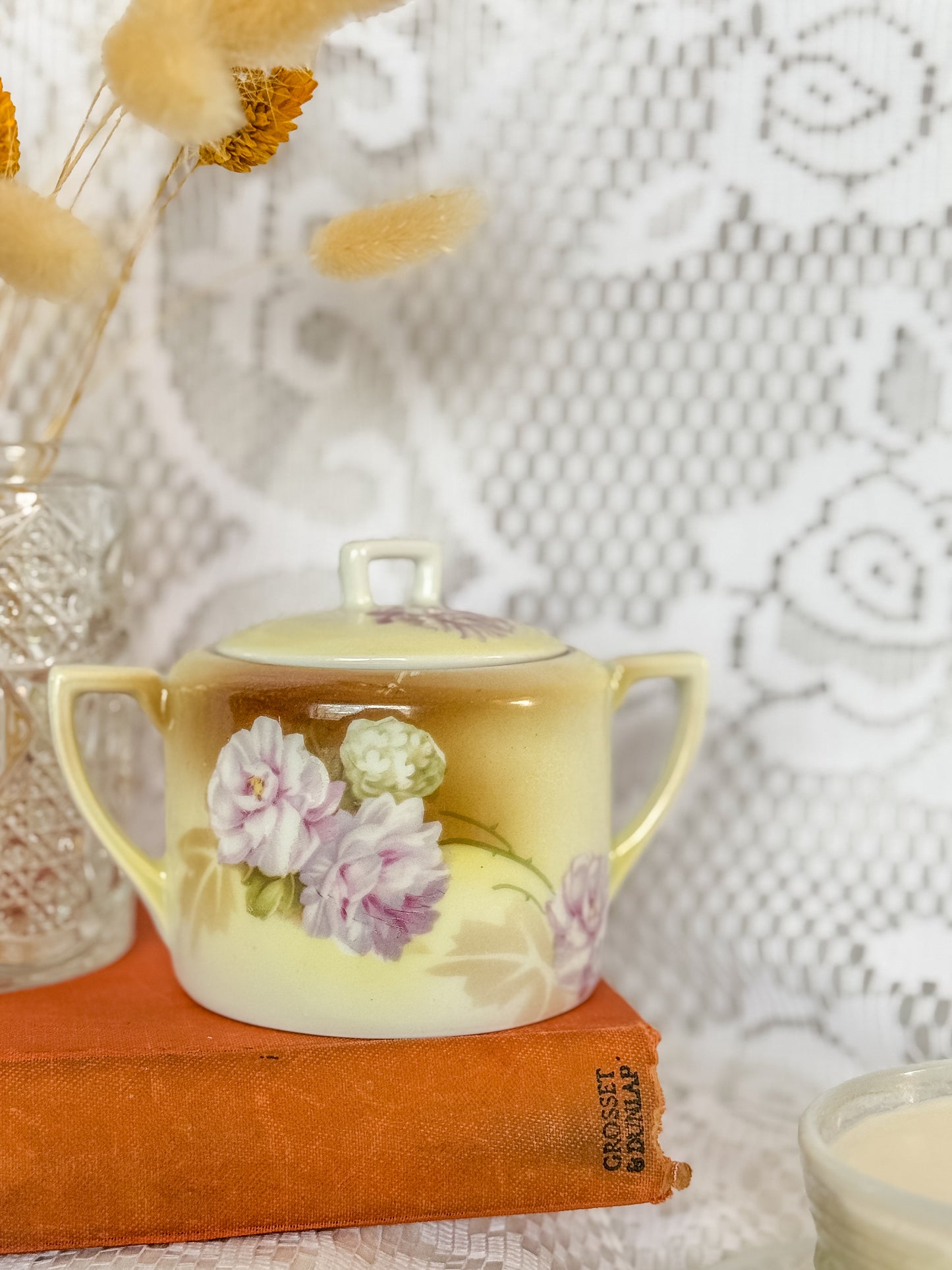 Mabel - Sugar bowl candle