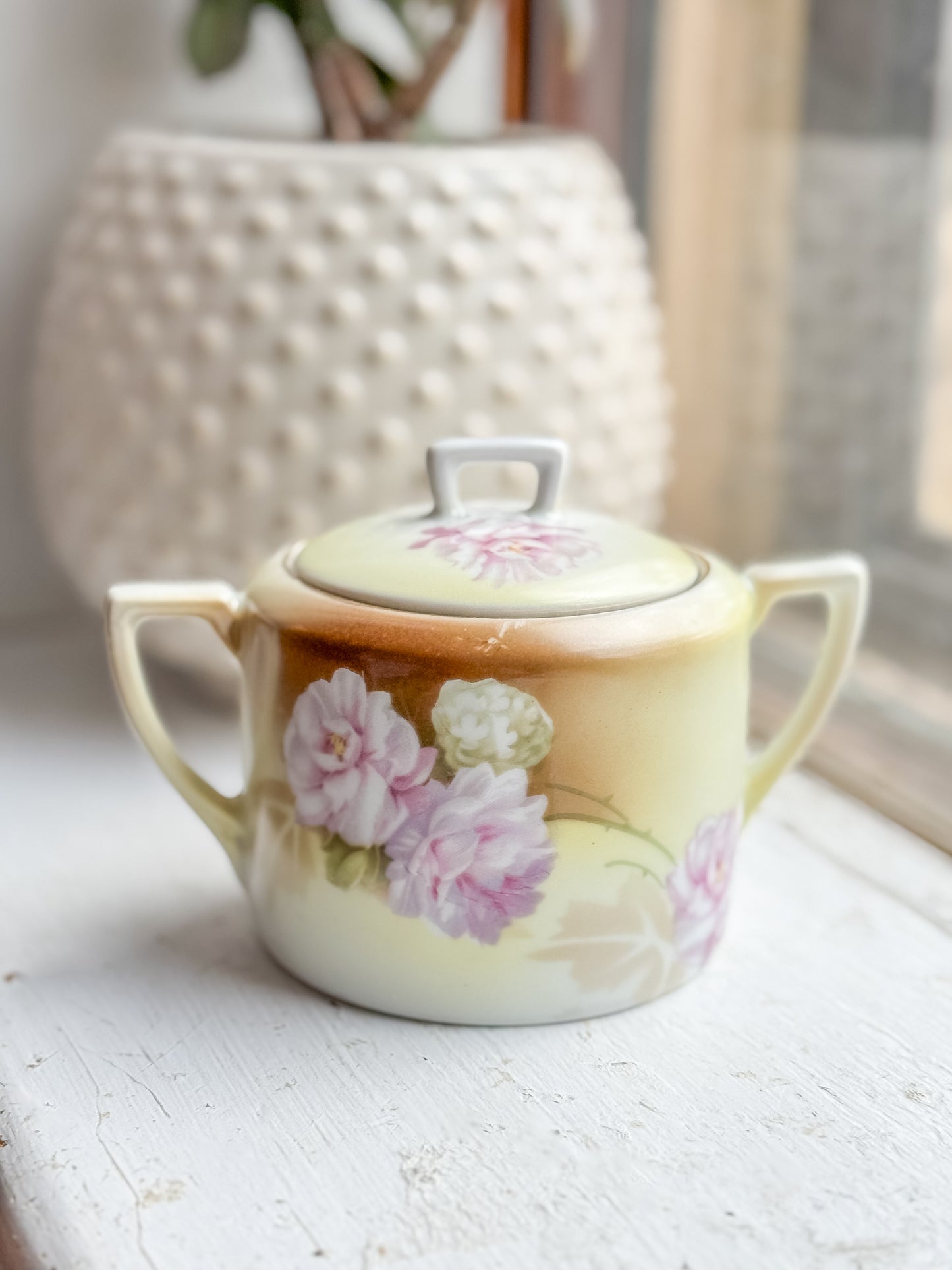 Mabel - Sugar bowl candle
