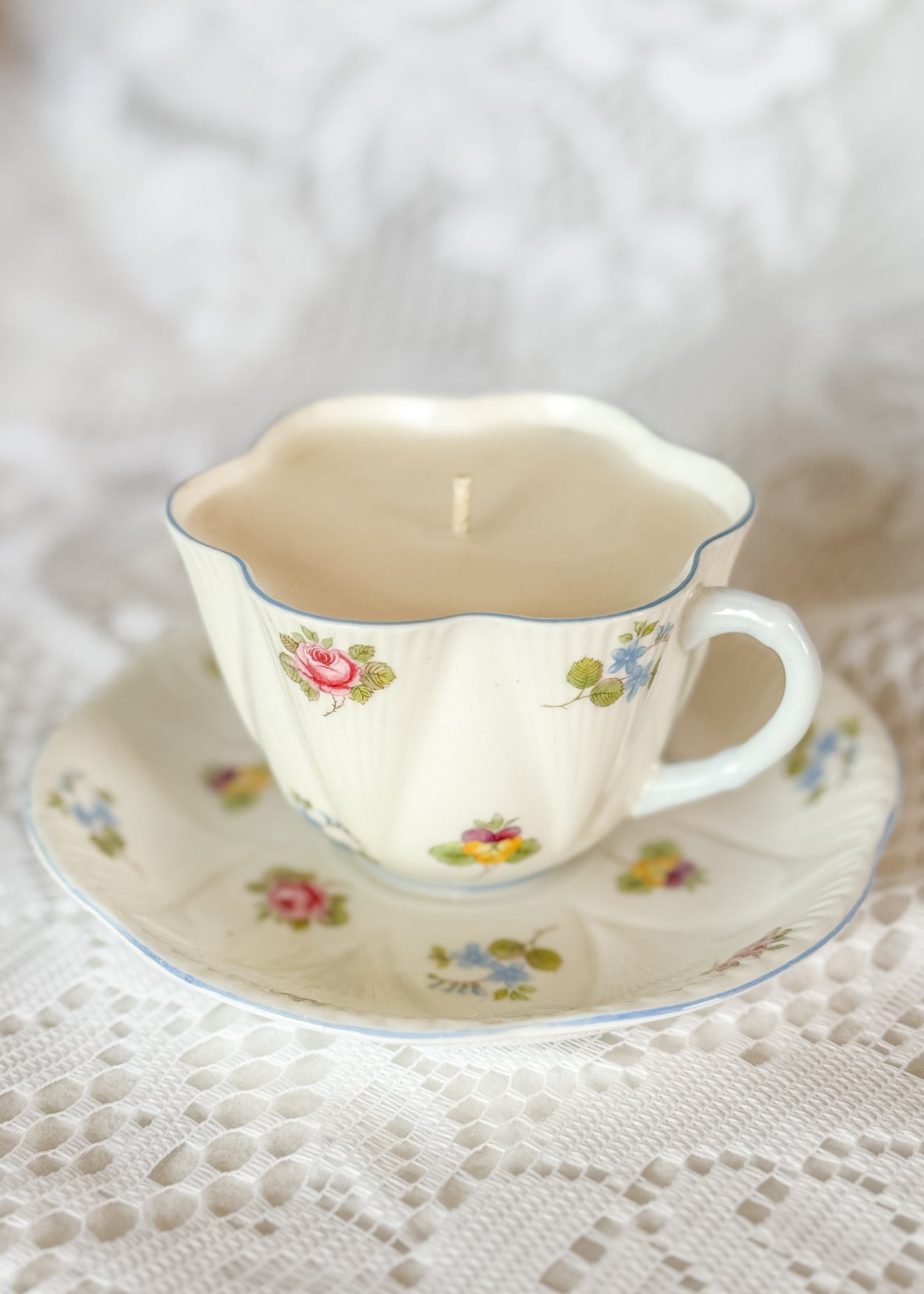 Maeve - Teacup Candle