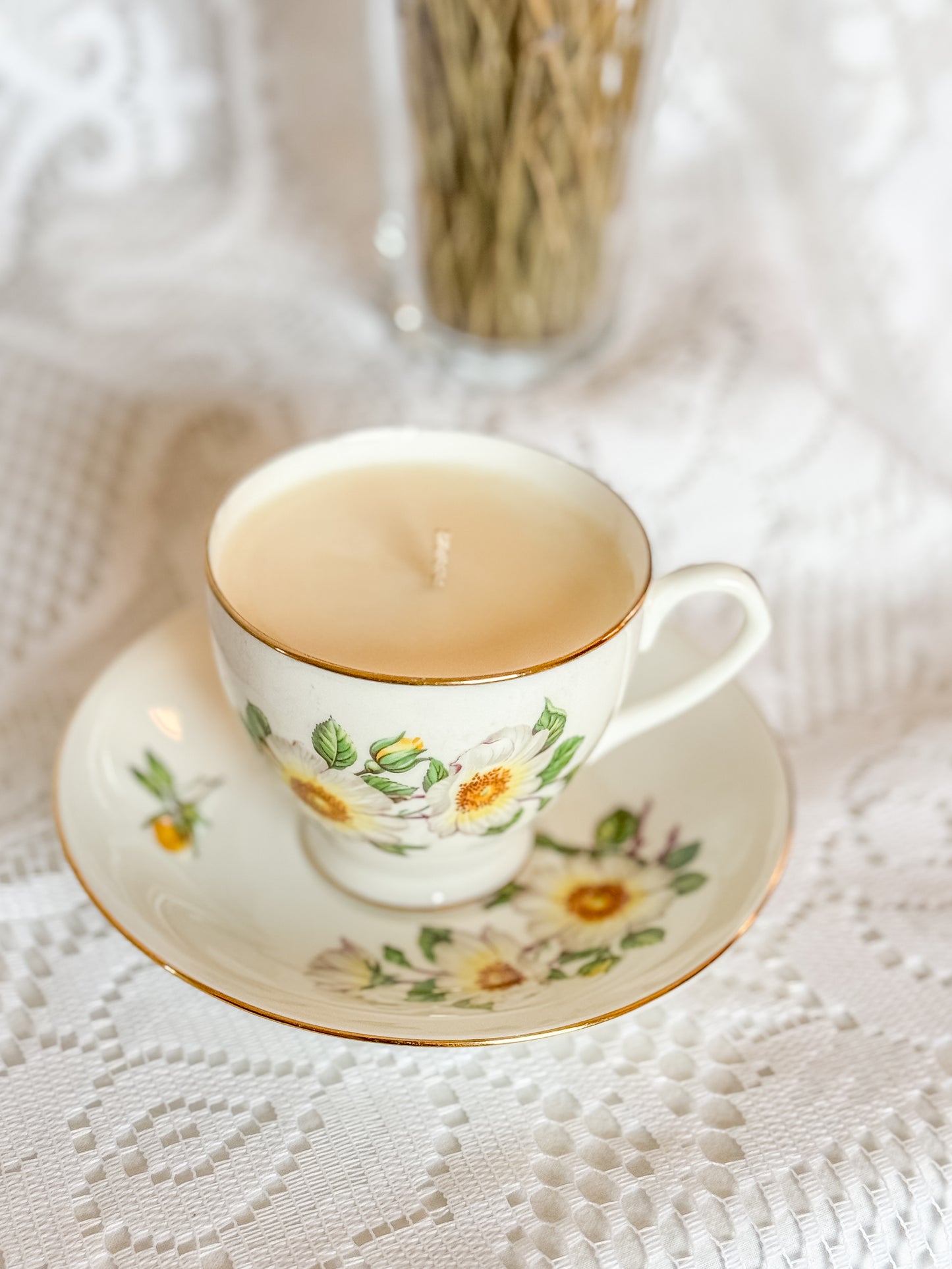 Dahlia - Teacup Candle